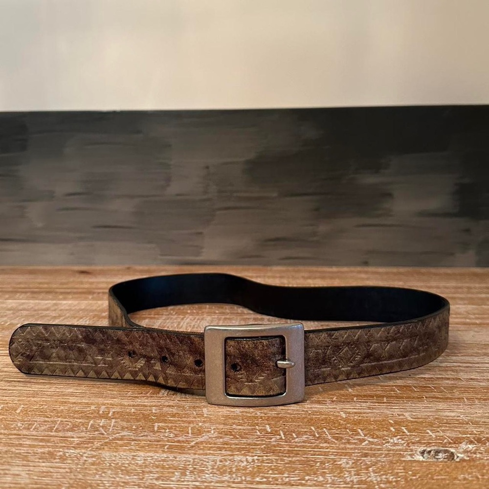 Vintage brown leather belt